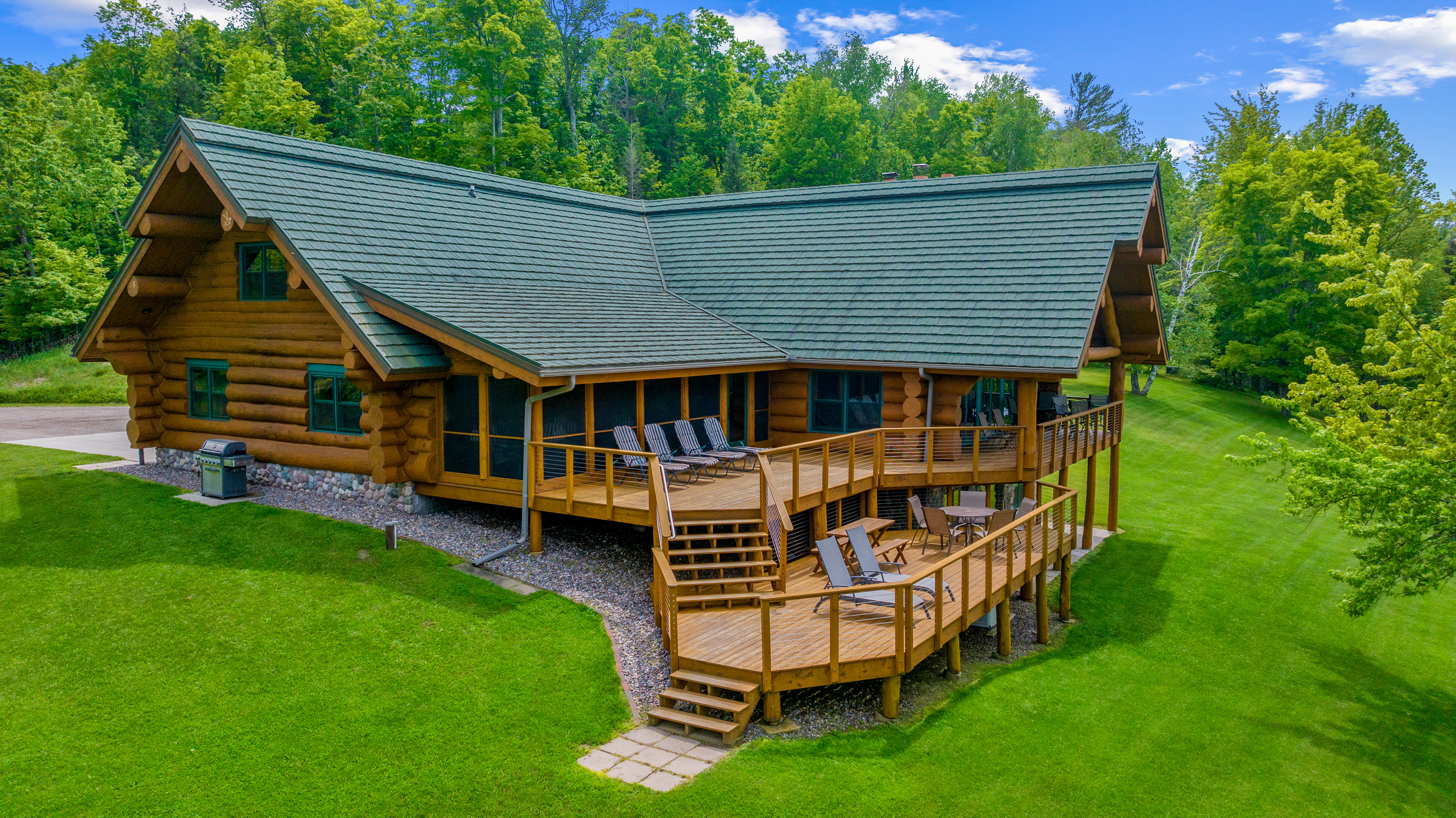 Pickerel Lake Home